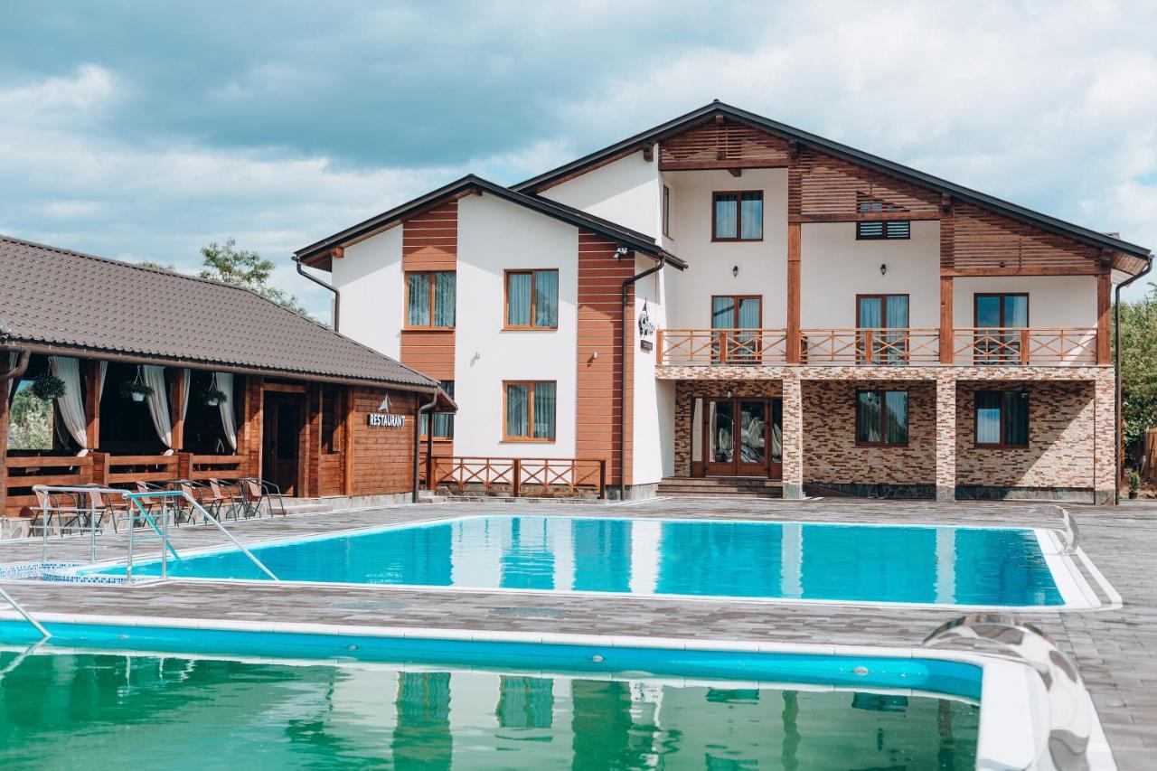Sofion Hotel&Resort Solotvyno Bagian luar foto