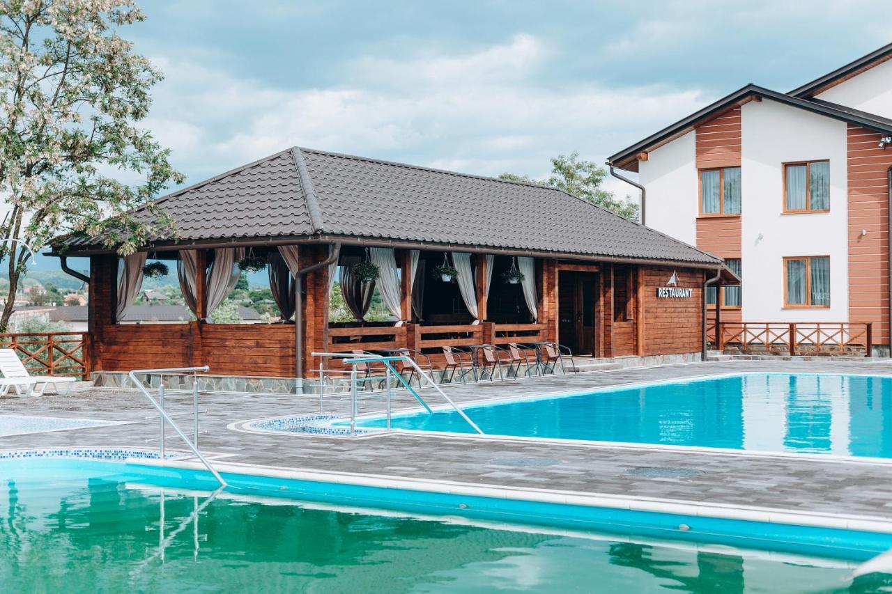 Sofion Hotel&Resort Solotvyno Bagian luar foto
