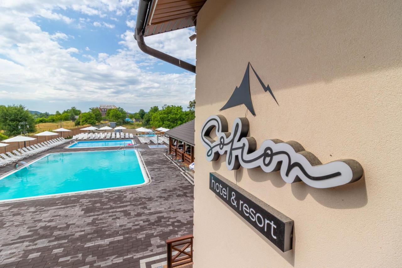 Sofion Hotel&Resort Solotvyno Bagian luar foto