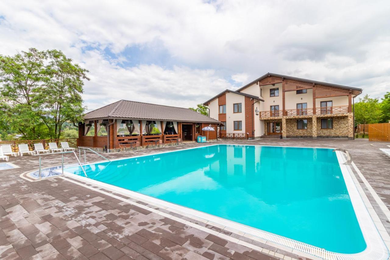 Sofion Hotel&Resort Solotvyno Bagian luar foto