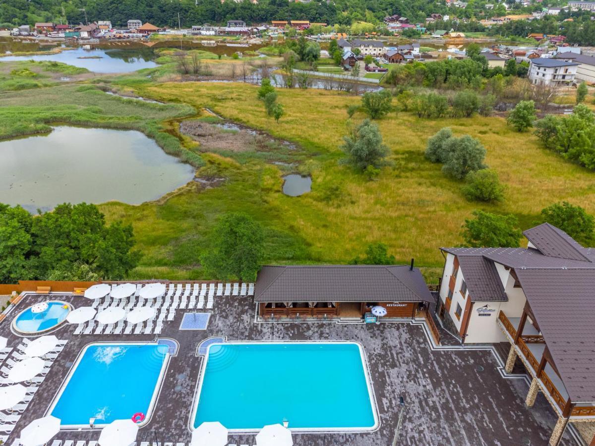 Sofion Hotel&Resort Solotvyno Bagian luar foto