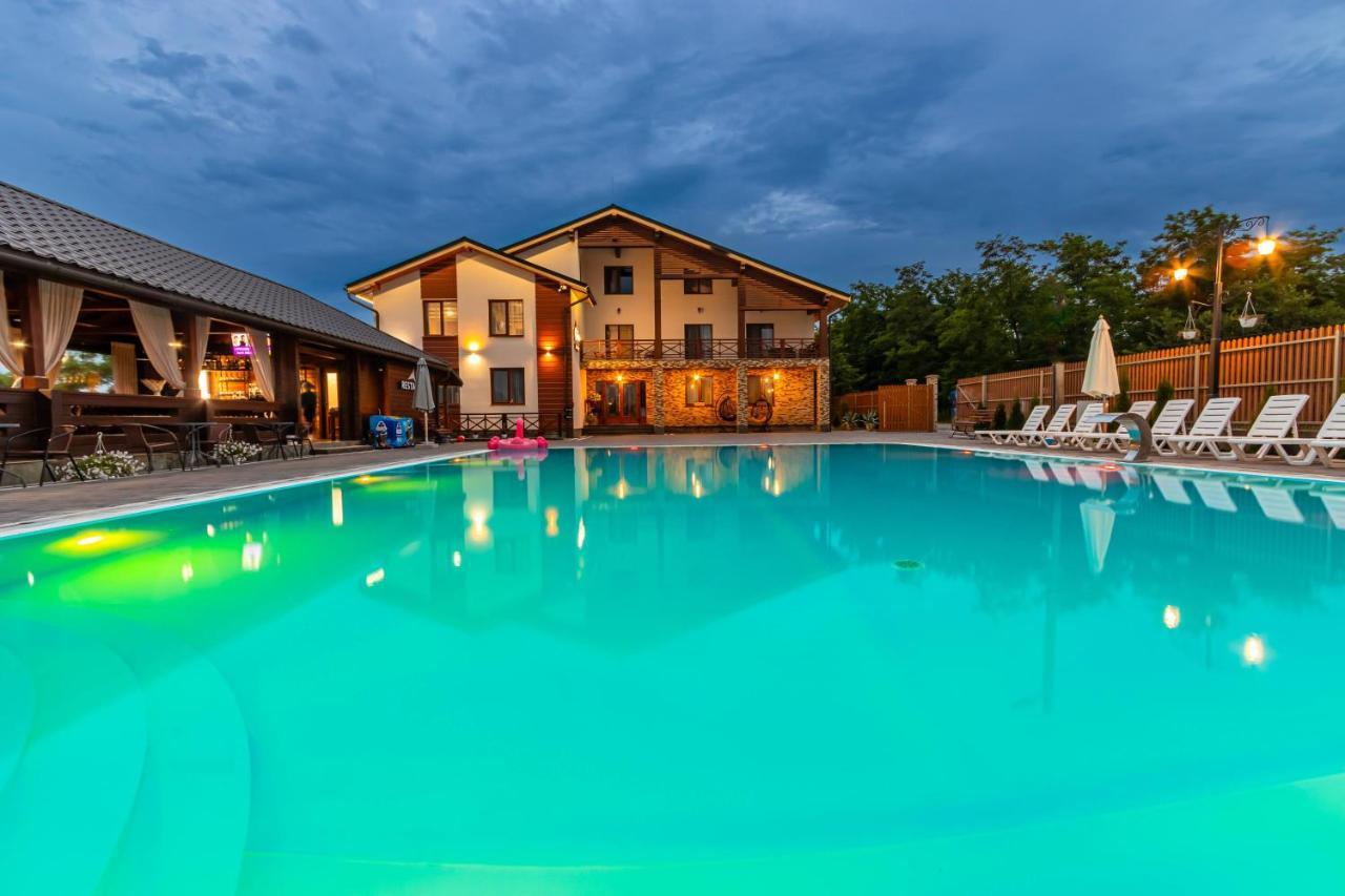 Sofion Hotel&Resort Solotvyno Bagian luar foto