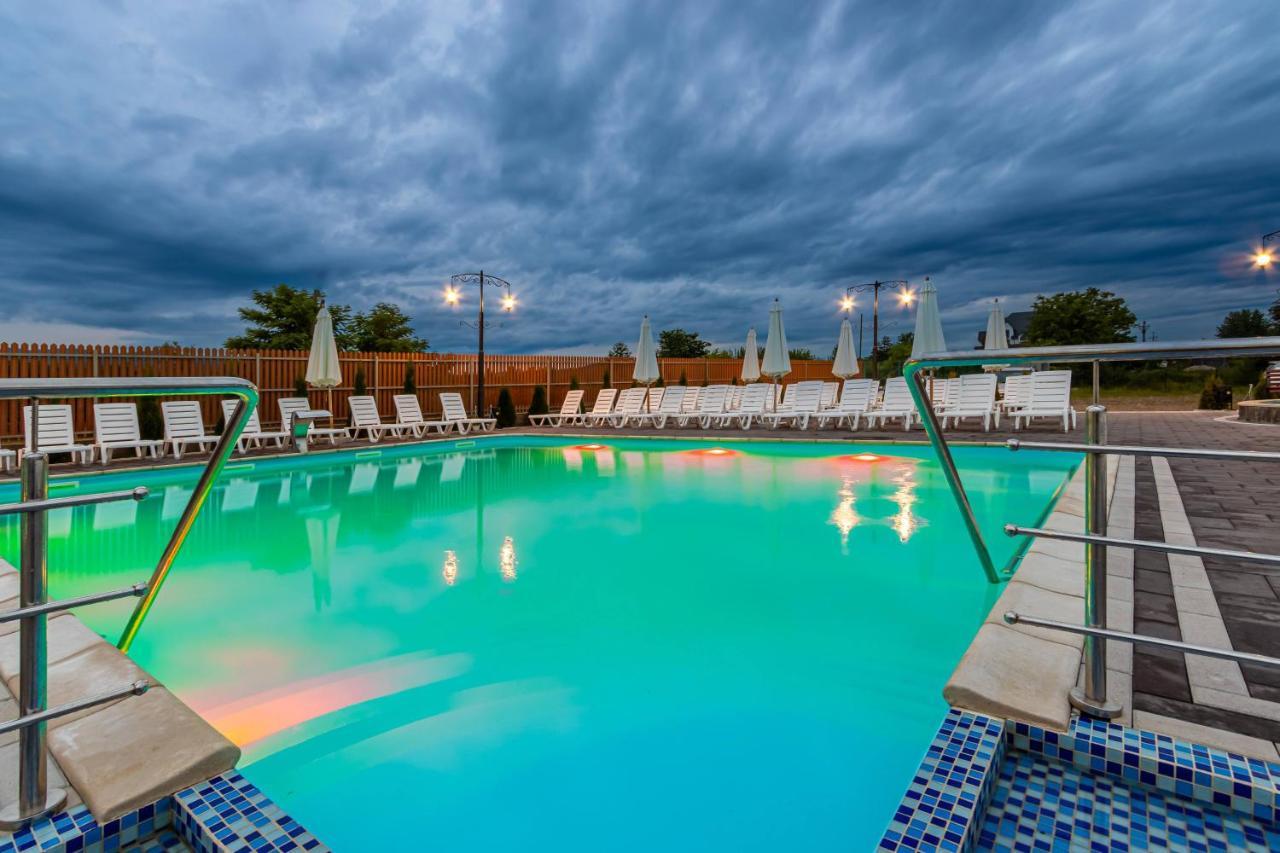 Sofion Hotel&Resort Solotvyno Bagian luar foto