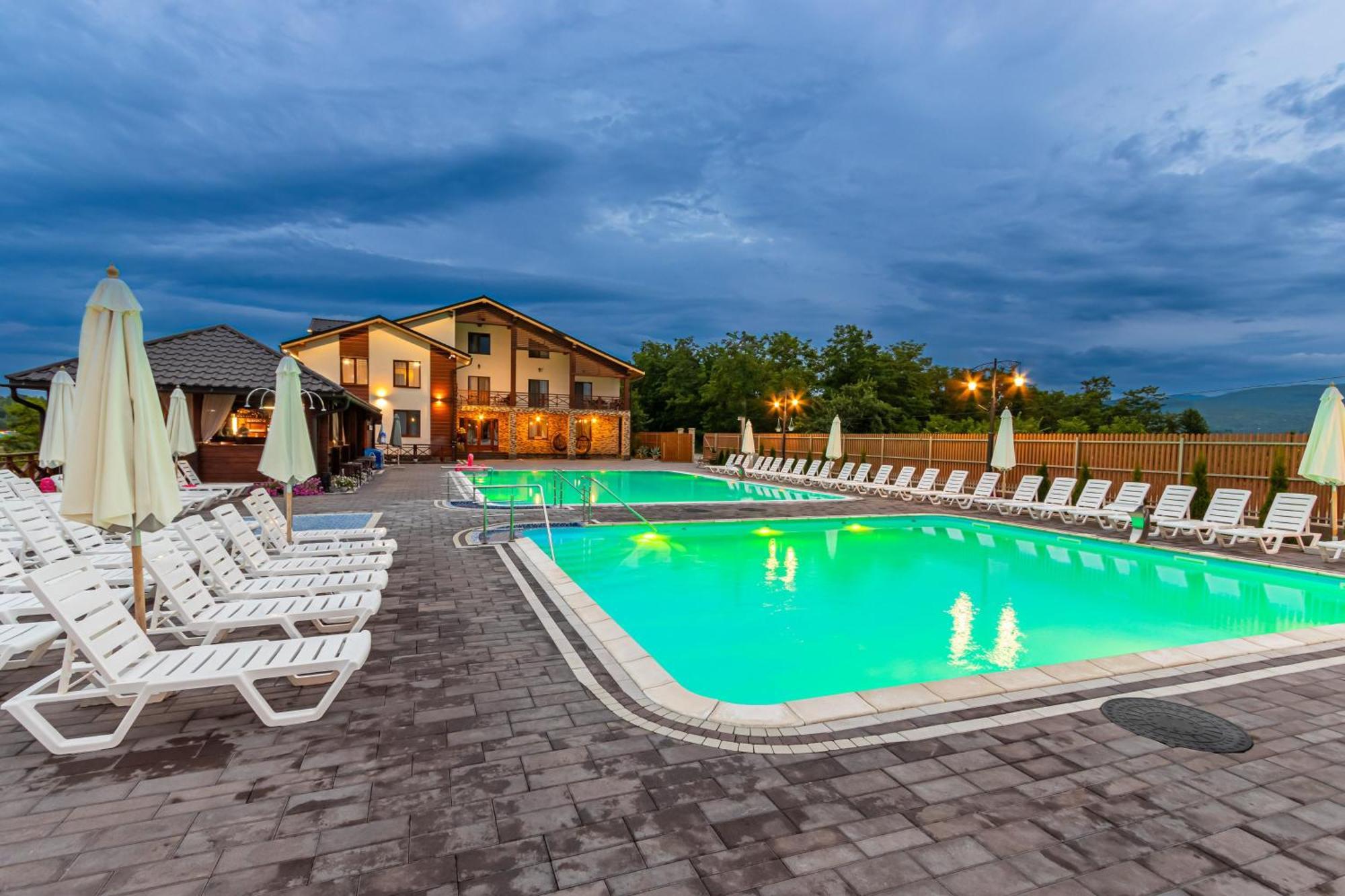 Sofion Hotel&Resort Solotvyno Bagian luar foto